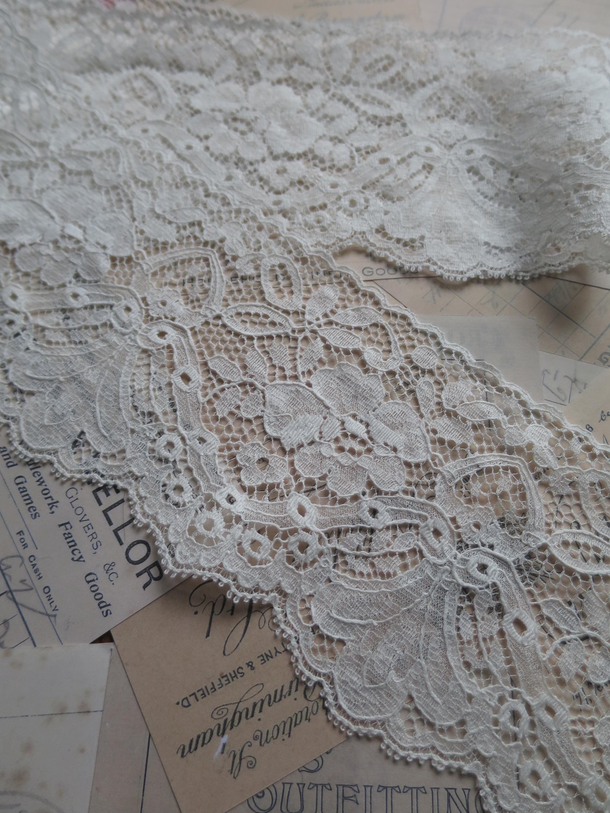English Nottingham Lace- Intricate Frothy Floral Guipure Trim- 9 cm