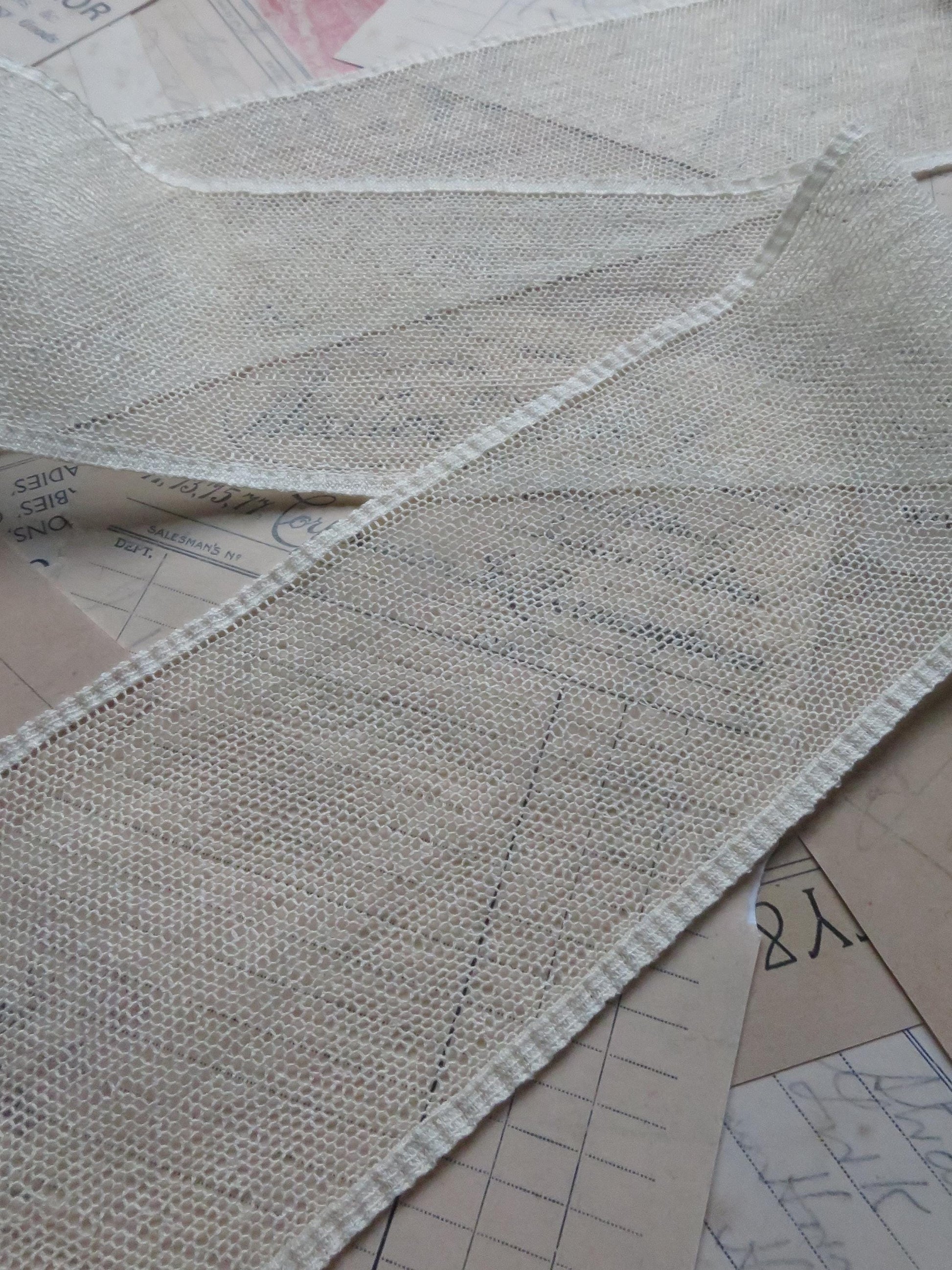 English Nottingham Lace- Plain Net Insertion- 7.8 cm