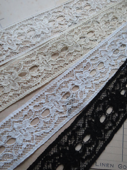 English Nottingham Lace- Floral Double Eyelet Insertion Lace- 3.7 cm