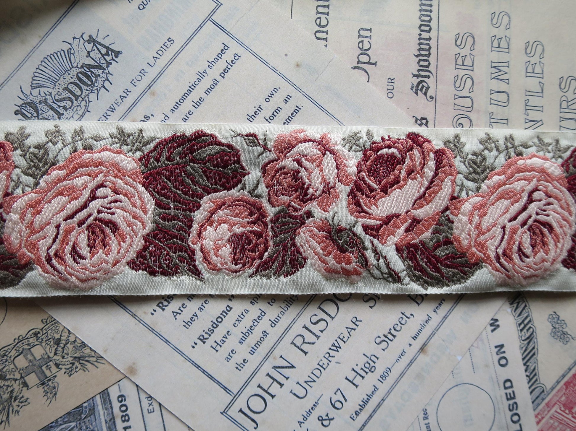 English Roses 50 mm Jacquard Woven Ribbon