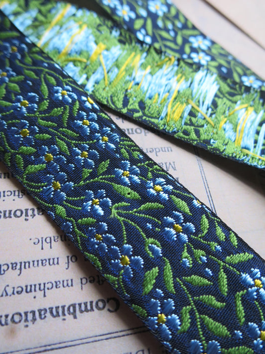Forget-me-nots 25 mm Jacquard Woven Ribbon- Navy Blue