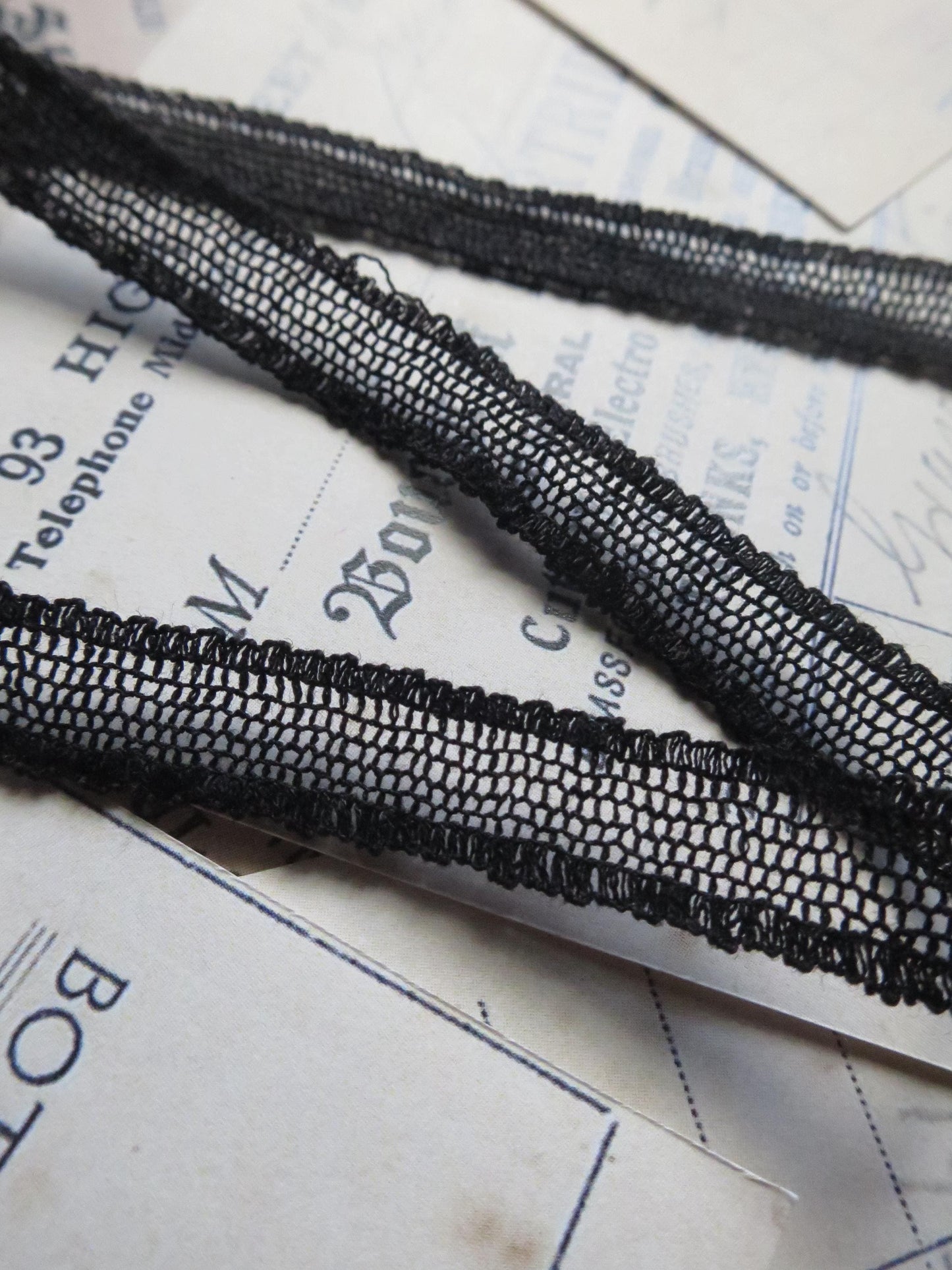 English Nottingham Lace- Plain Net Insertion- 0.8 cm