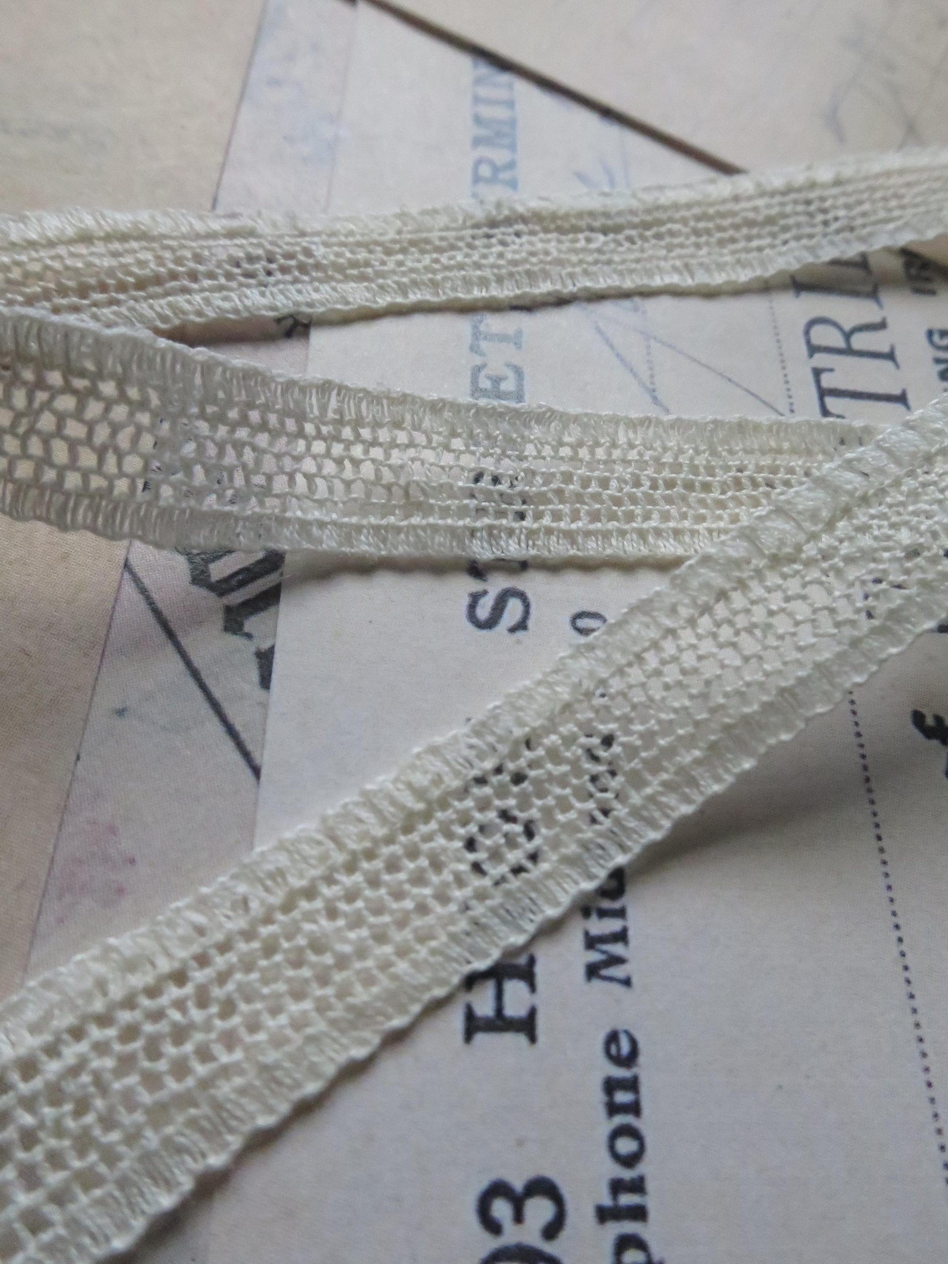 English Nottingham Lace- Plain Net Insertion- 0.8 cm