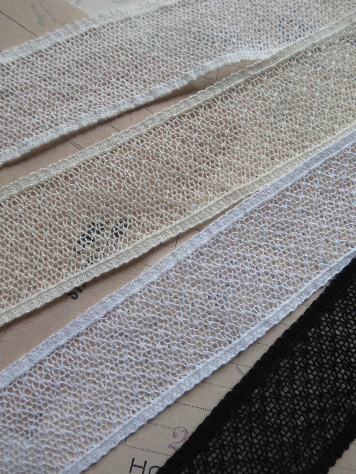 English Nottingham Lace- Open Net- Insertion- 3 cm