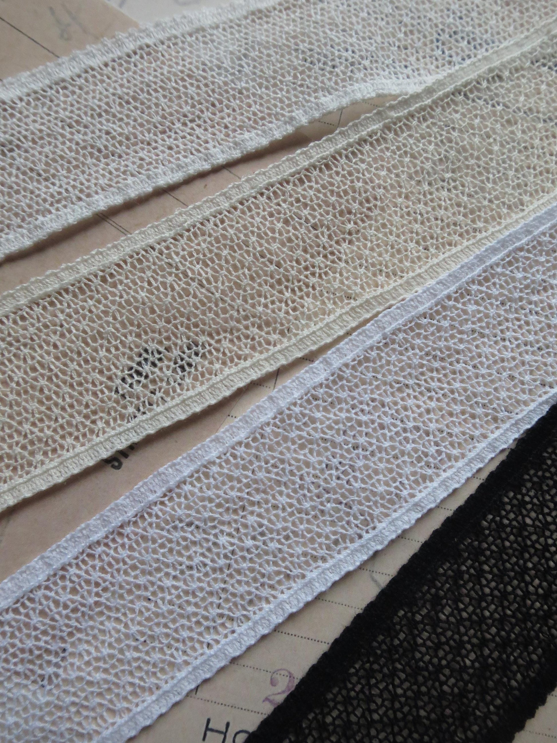 English Nottingham Lace- Open Net- Insertion- 3 cm