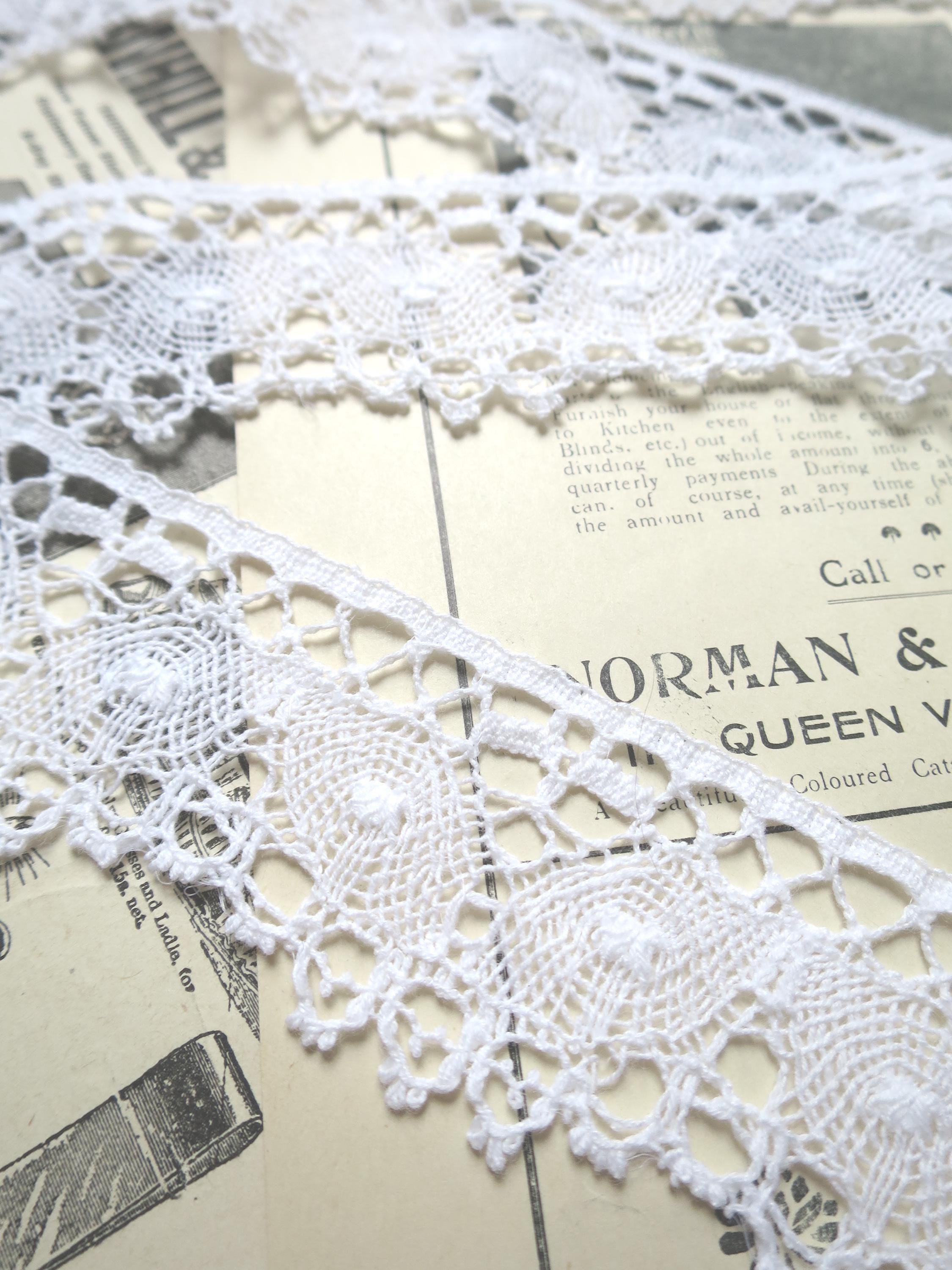 White English Nottingham Cluny Lace- Openwork Torchon- 4.3 cm