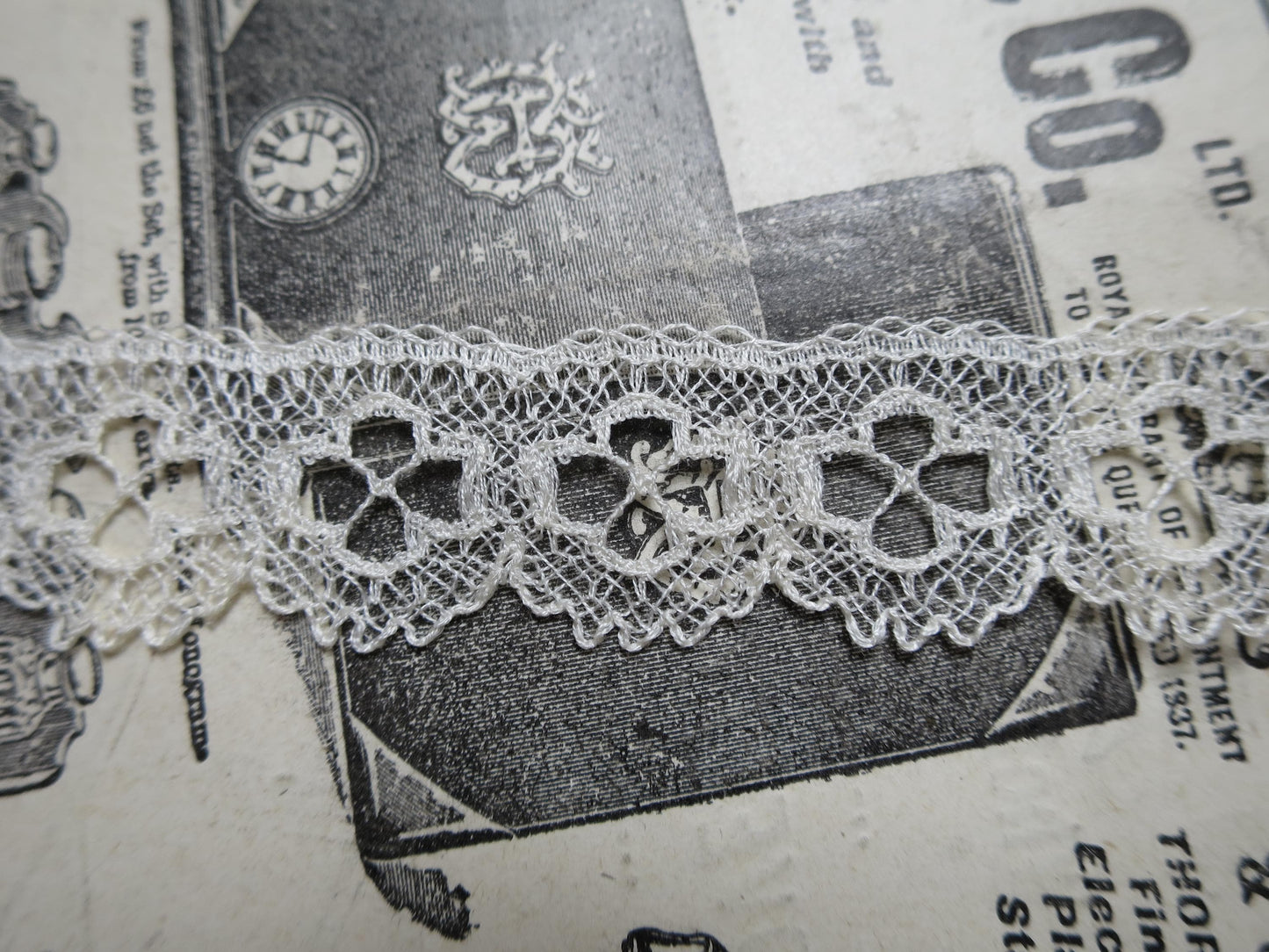 Ecru English Nottingham Lace- Bucks Point Clover Eyelets- 1.7 cm