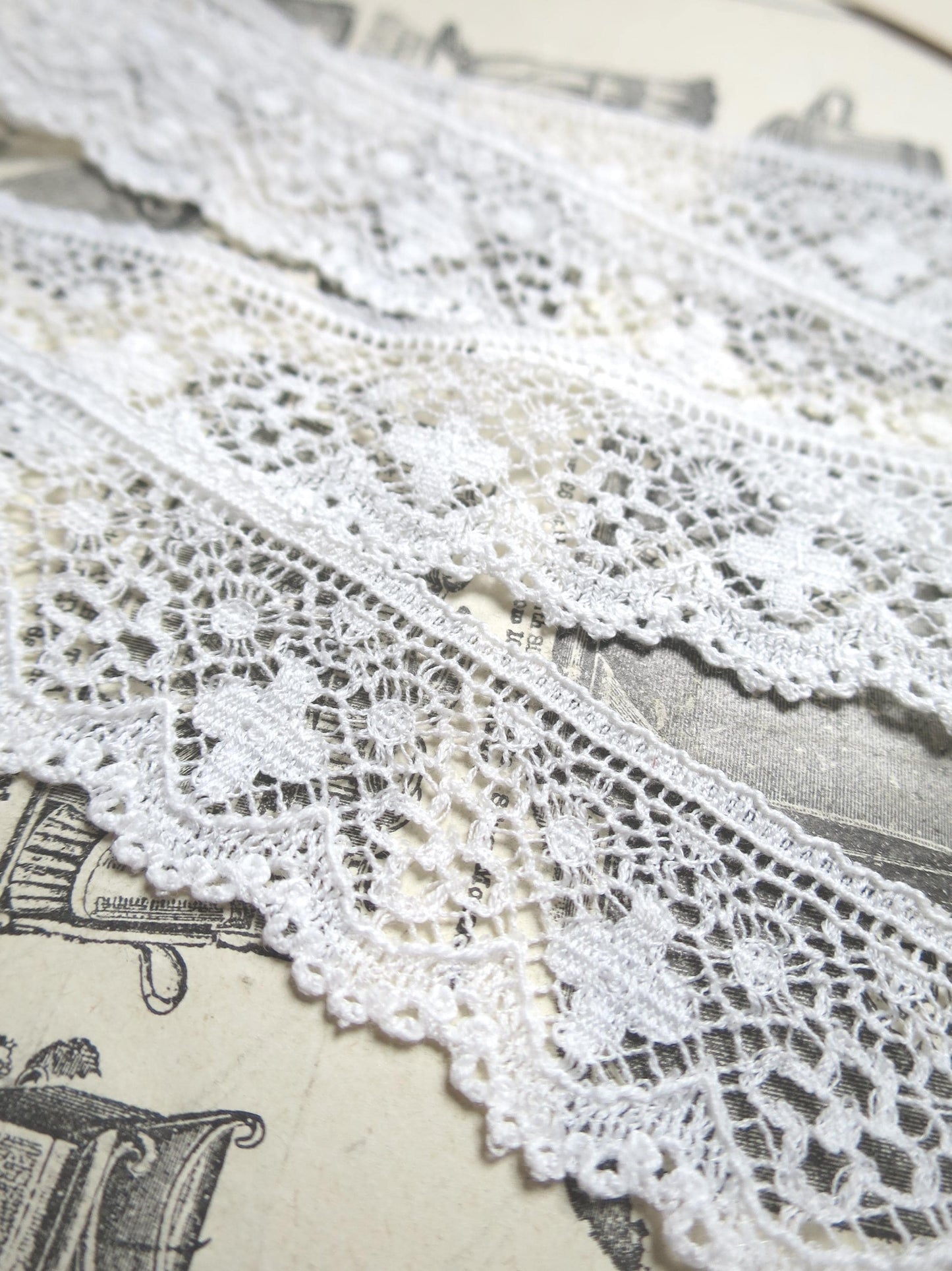 Off White English Nottingham Lace- Liturgical Ecclesiastical- Cutwork- 2.7 cm