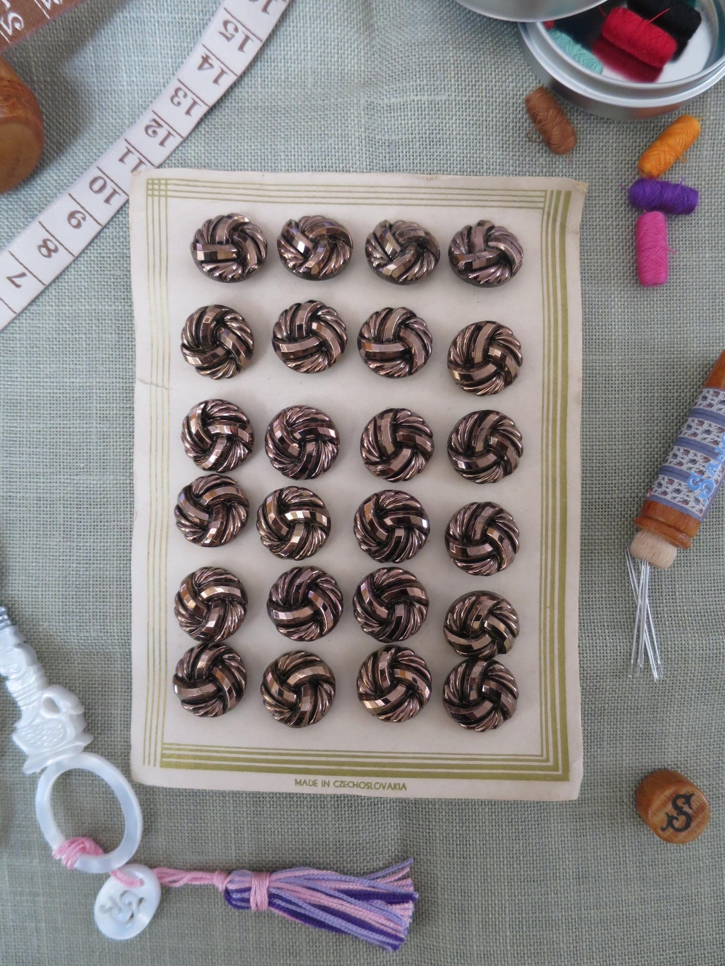 24 Antique Carded Art Deco Czechoslovakian Glass Buttons- Gold Faceted Love Knots Design