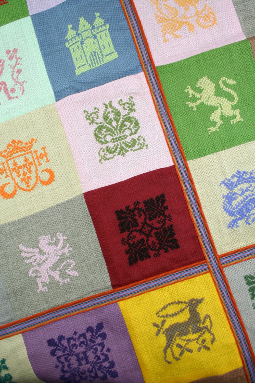 Sajou Gift Box Cross Stitch Boxed Kit- Chambord Plaid Linen Throw