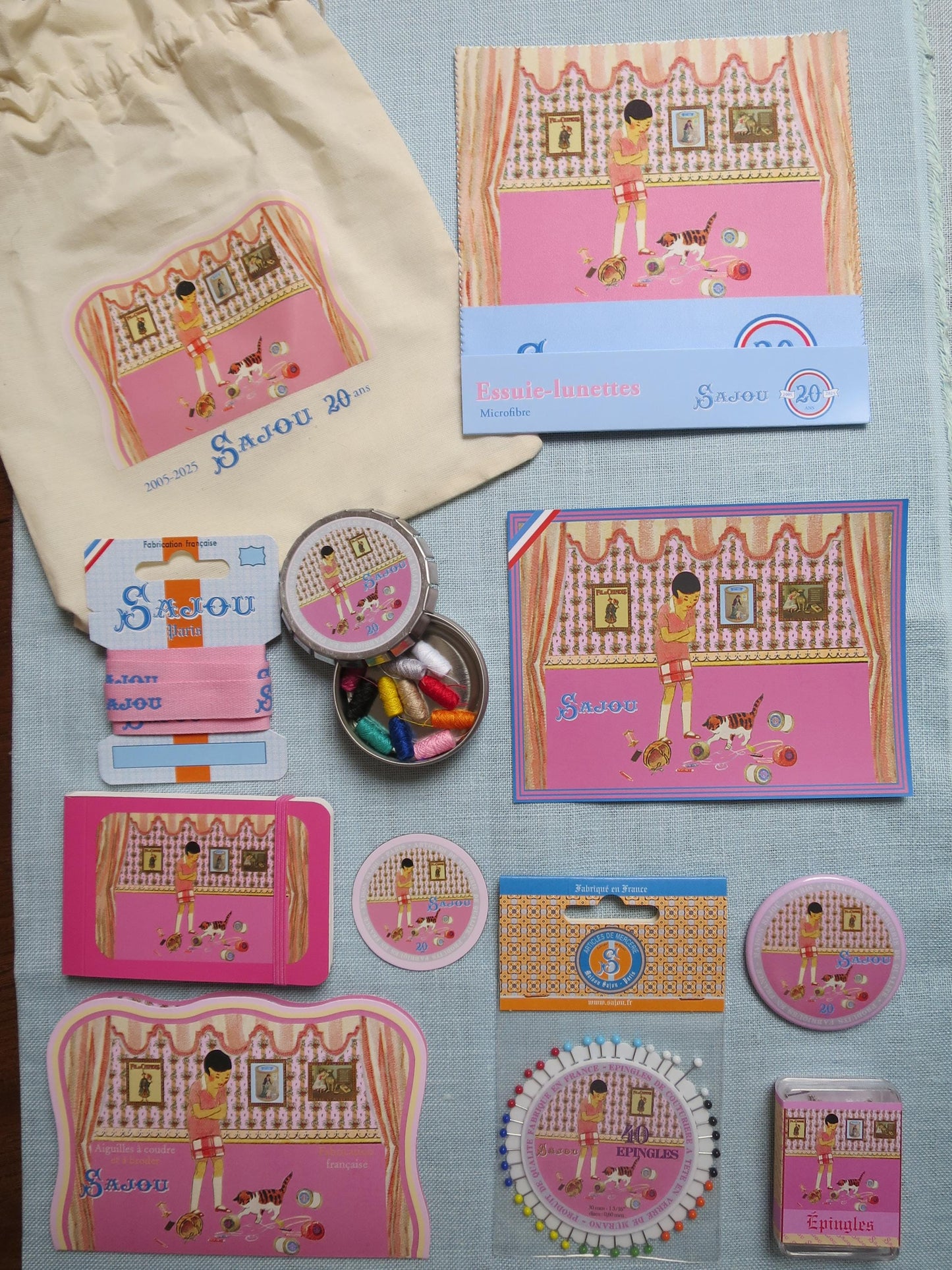 Sajou Limited Edition Gift Bag for Stitchers – Little Girl and Her Cat