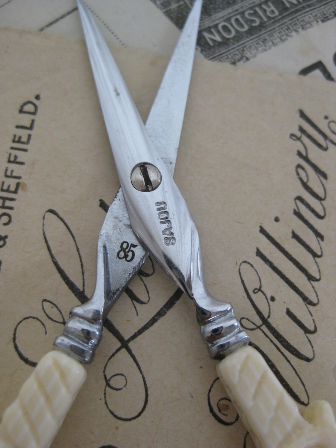 Sajou Faux Ivory Embroidery Scissors | Hand Paired 11.8 cm, Made in France