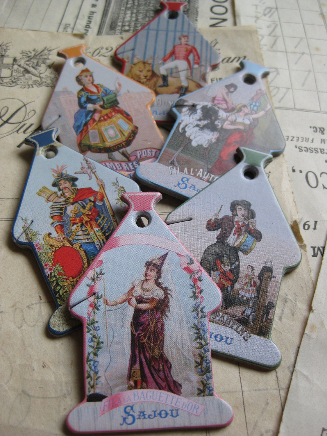 Sajou Thread Card Winders- Antique Brands