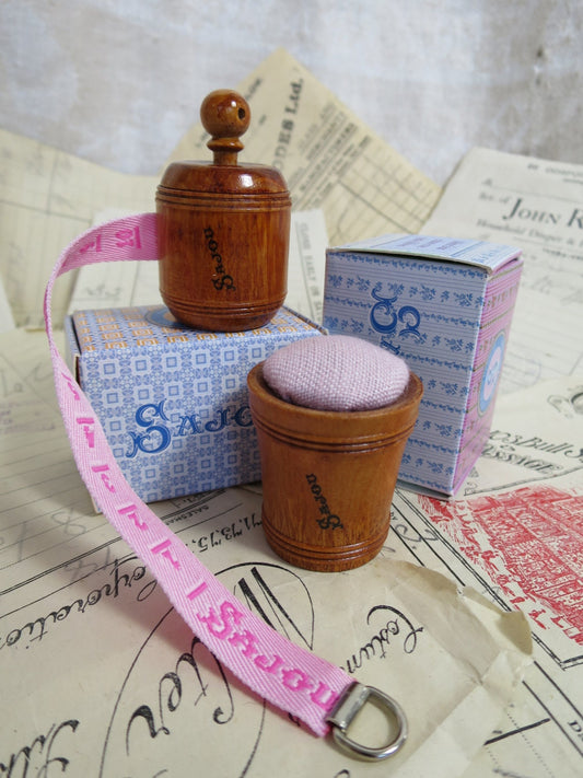 Sajou Hornbeam Wooden Tape Measure & Pin Cushion- Pink