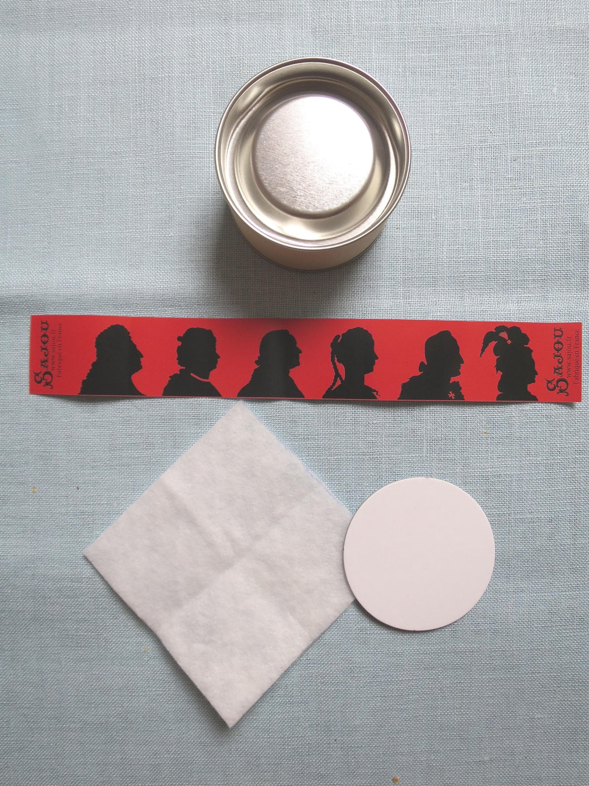 Sajou Pot to Embroider- French Kings & Queens