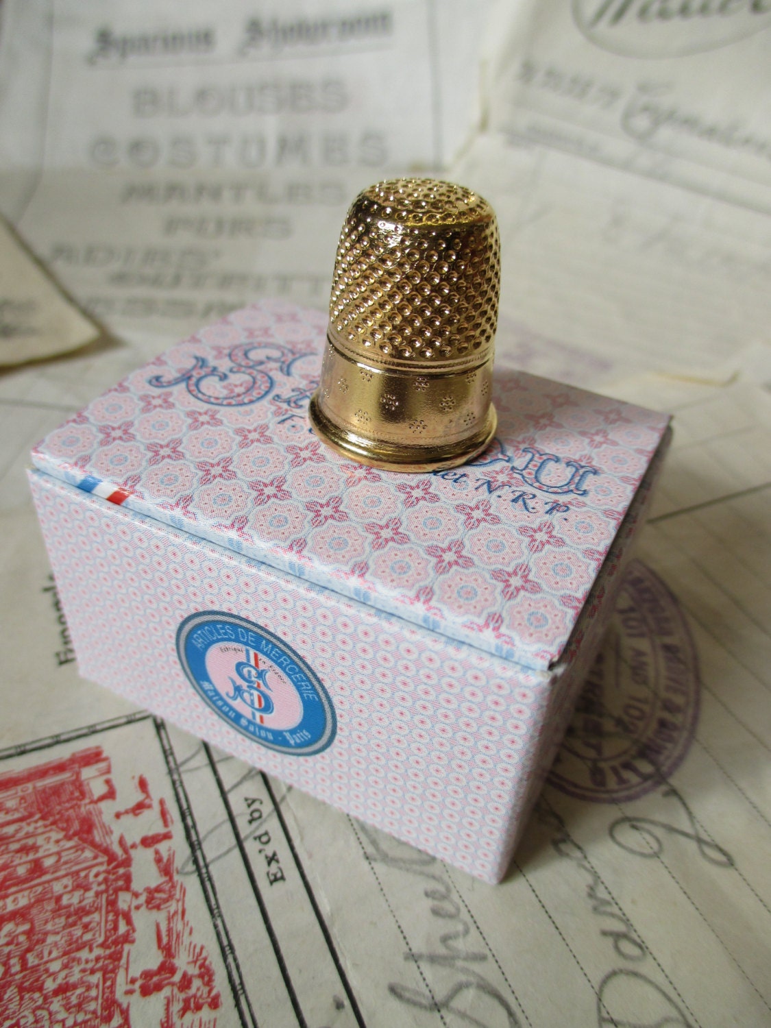 Sajou Gold Plated Brass Dressmakers Thimble- Size 0- 6