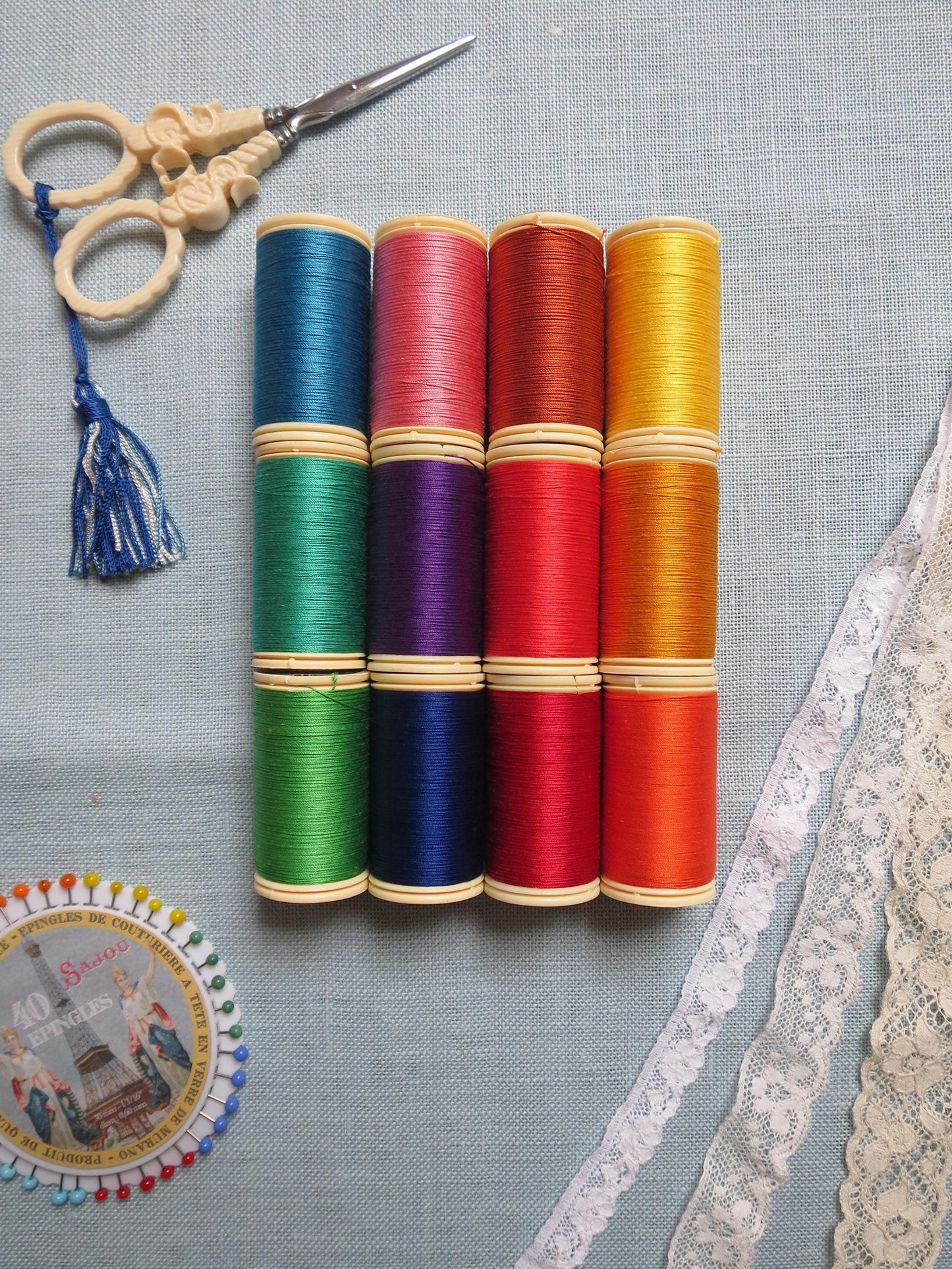 Sajou Boxed Set 12 Fil au Chinois Cotton Thread- No. 4- Bright Tones