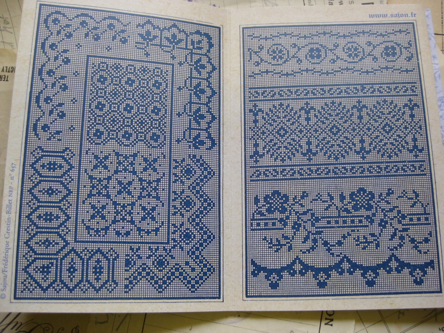 Sajou Green Cross Stitch Album 657- French Vintage Borders & Corners