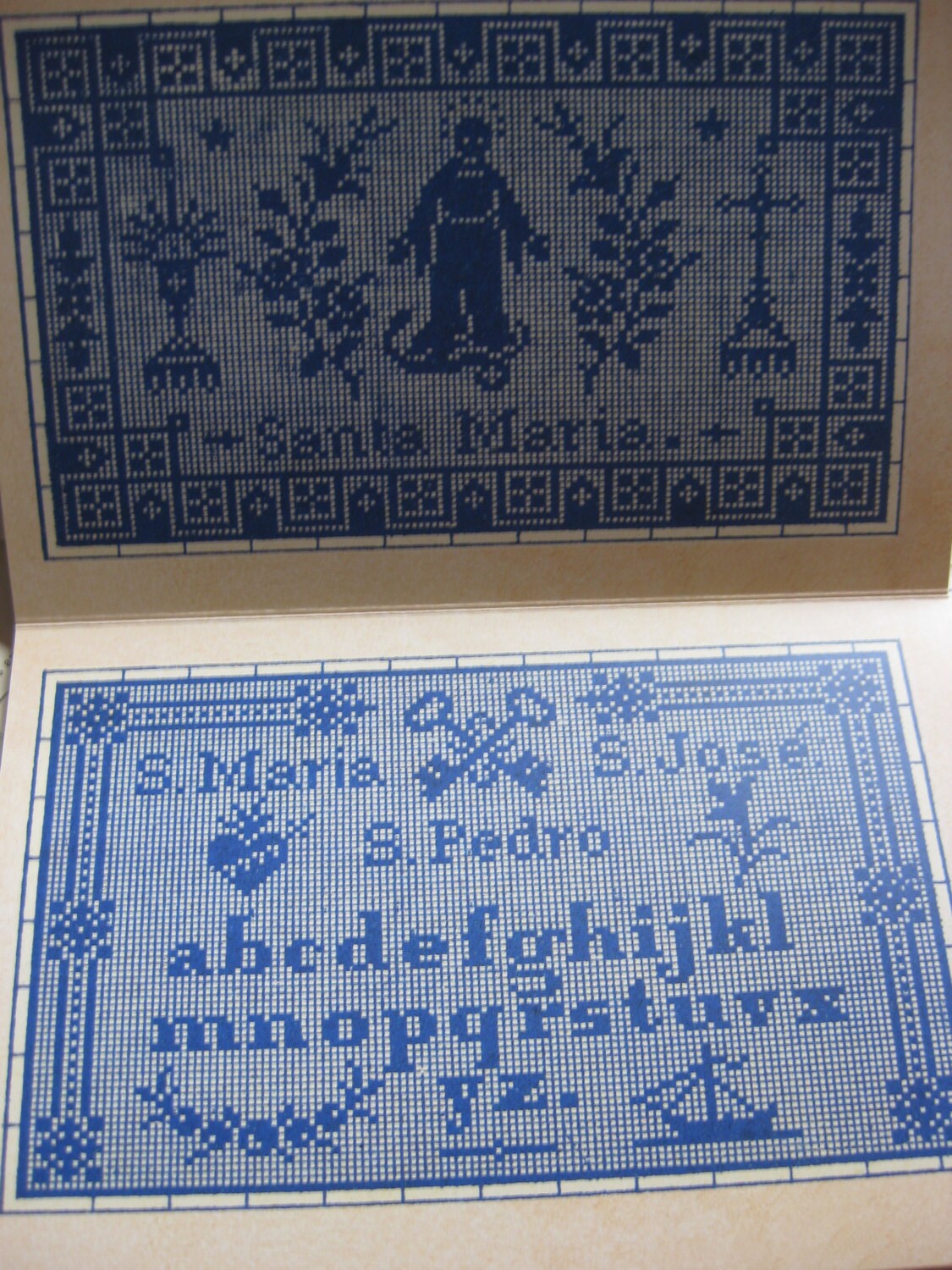 Sajou Mauve Cross Stitch Album 104- French Vintage Samplers
