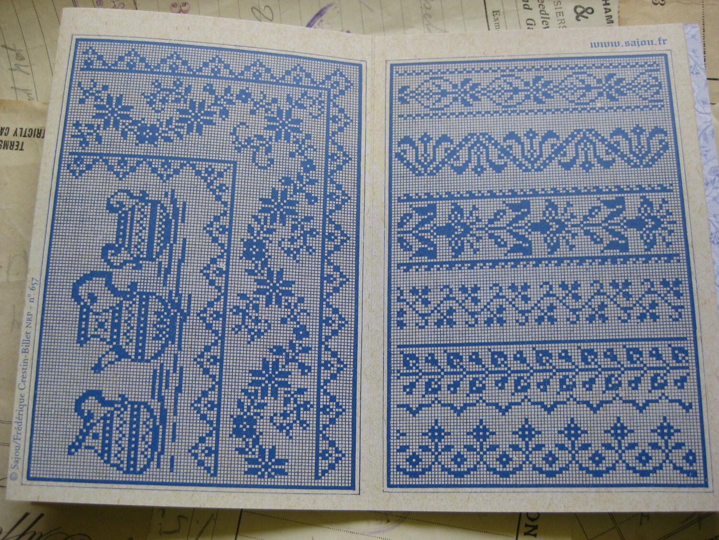 Sajou Green Cross Stitch Album 657- French Vintage Borders & Corners
