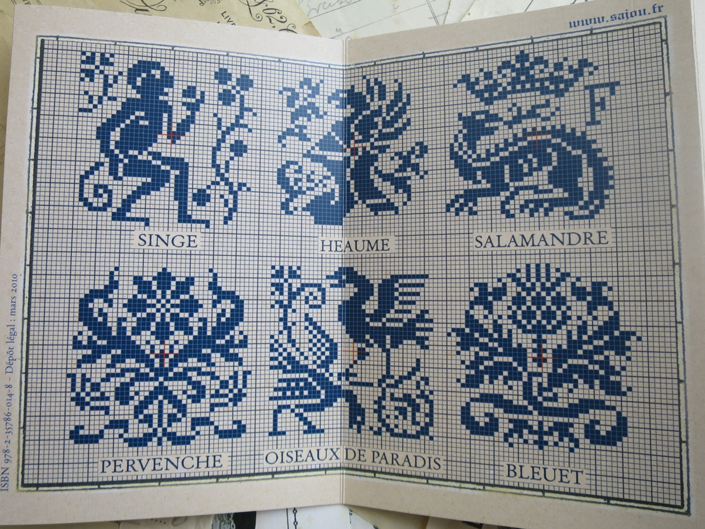 Sajou Red Cross Stitch Album 906- Traditional Motif Designs